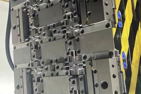 স্টেপ মেডিকেল প্লাস্টিক ইনজেকশন ছাঁচ কাস্টমাইজড কম খরচে ছাঁচ নকশা ও উত্পাদন